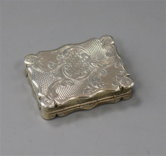 A Victorian silver vinaigrette with gilt interior, Birmingham 1845?, maker probably Edward Smith